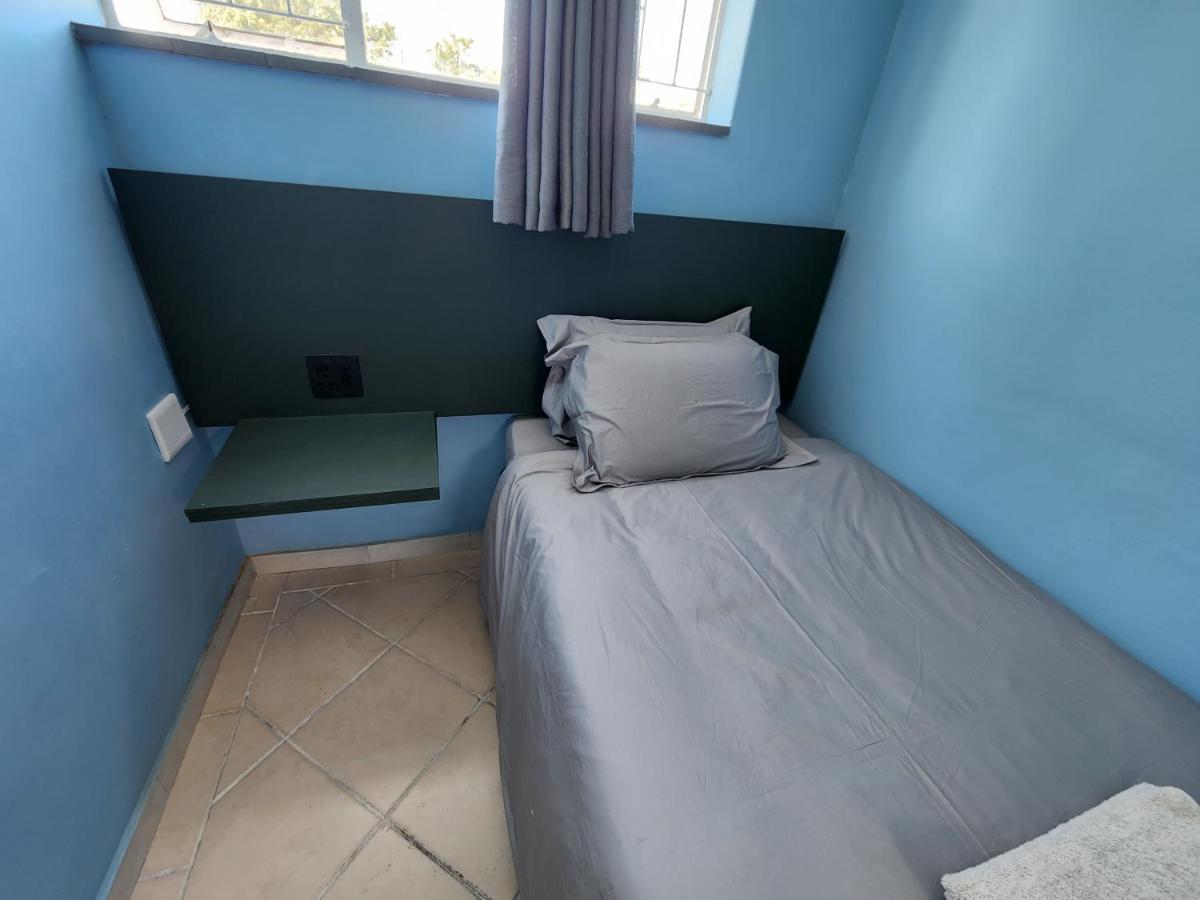 Gasthuis Hasate ,4 St Street Oakdale Belliville South Africa Kaapstad